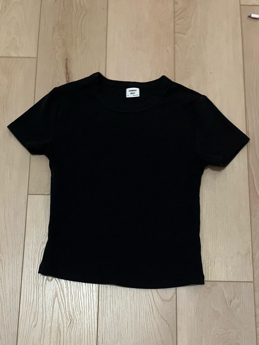 Aritzia sunday best tee